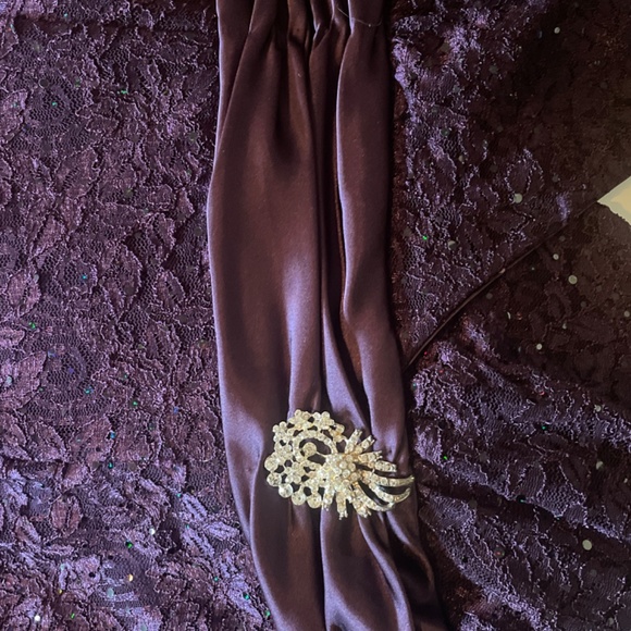 Two piece purple lace formal dress with rhinestone pin - Picture 7 of 8